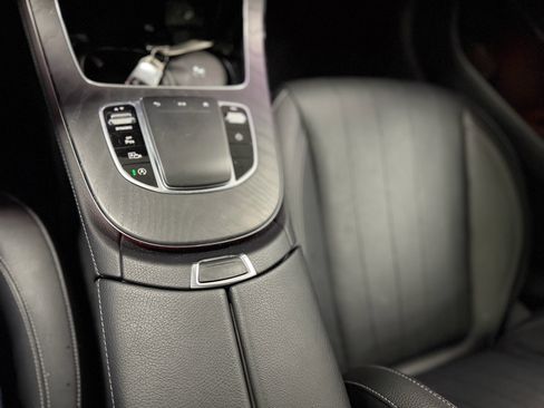 Used 2023 Mercedes-Benz E 350 4MATIC Sedan w/ Premium Package image 31