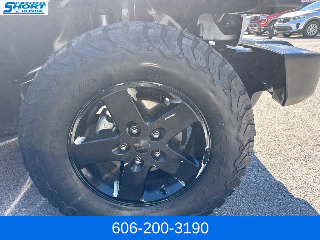 Used 2017 Jeep Wrangler Unlimited Sport w/ Quick Order Package 24S AWD/4WD image 4