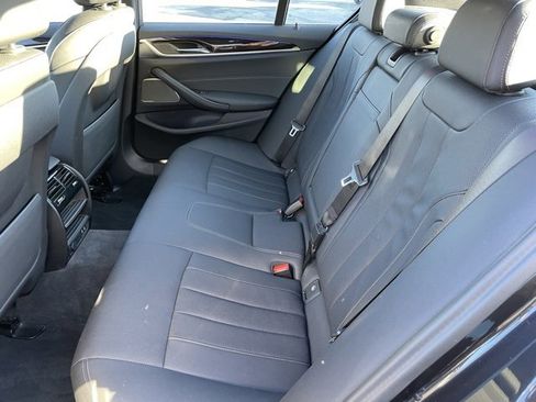 Certified 2023 BMW 530i xDrive w/ Premium Package image 7