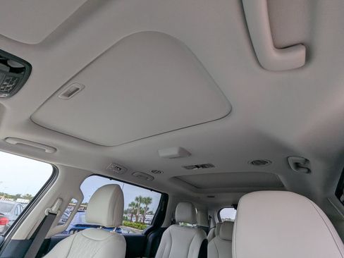 New 2026 Kia Carnival SX FWD image 27