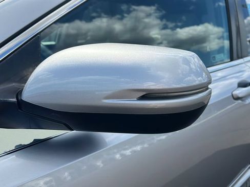Used 2019 Honda CR-V EX-L image 11