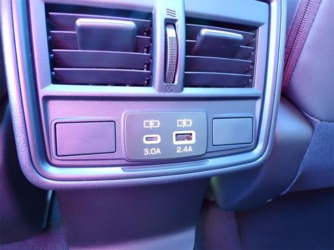 Certified 2025 Subaru Forester Premium image 11