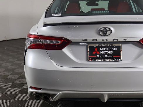 Used 2019 Toyota Camry XSE image 15