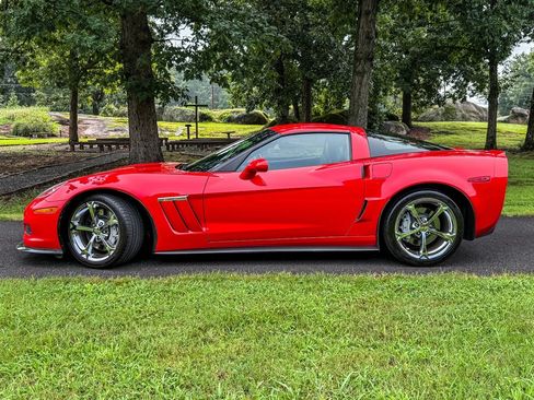 Used 2013 Chevrolet Corvette Grand Sport w/ 3LT Preferred Equipment Group RWD image 4
