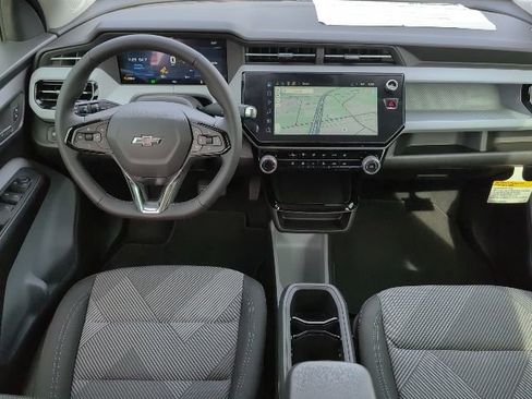 New 2027 Chevrolet Bolt LT image 4