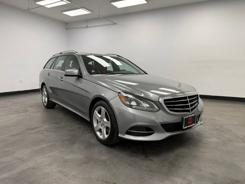 Used 2015 Mercedes-Benz E 350 4MATIC Wagon w/ Premium 1 Package image 11