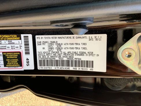 Used 2021 Toyota Tacoma SR w/ SR Convenience Package RWD image 31