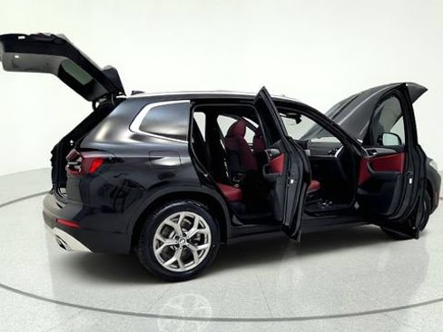 Used 2024 BMW X3 sDrive30i w/ Convenience Package w/ZPA RWD image 19