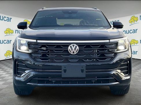 New 2026 Volkswagen Atlas Cross Sport SEL R-Line image 3