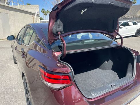 Used 2025 Nissan Sentra SV image 29