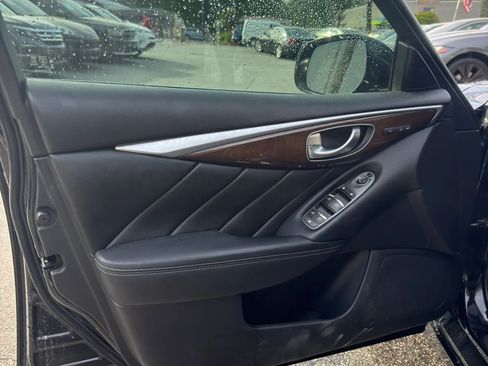 Used 2014 INFINITI Q50 Premium w/ Deluxe Touring Package RWD image 9