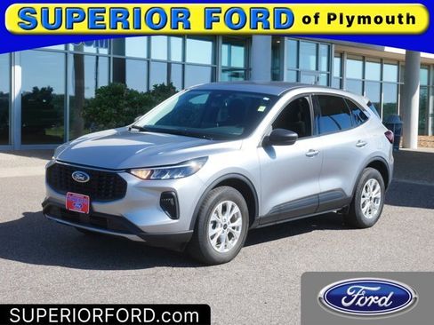 Certified 2024 Ford Escape Active AWD/4WD image 1