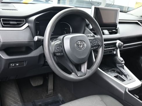 Used 2024 Toyota RAV4 XLE image 13