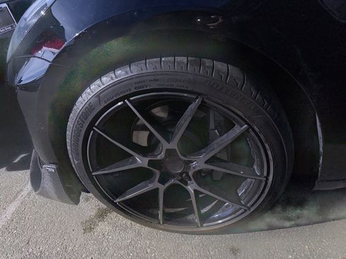 Used 2018 Tesla Model 3 Long Range image 19