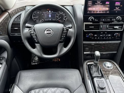 Used 2024 Nissan Armada Platinum w/ Captain's Chairs Package AWD/4WD image 13