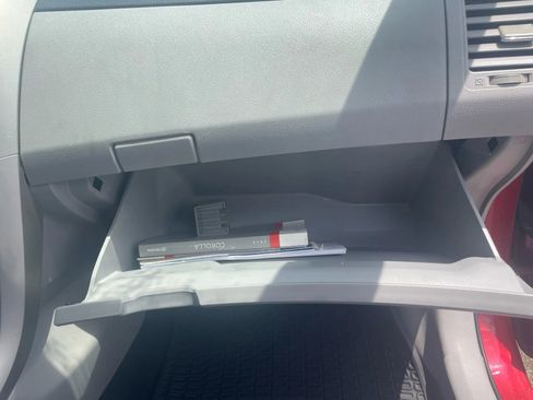 Used 2012 Toyota Corolla LE image 18