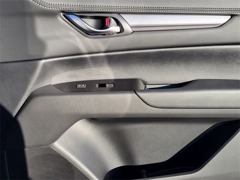 New 2025 MAZDA CX-5 AWD 2.5 S w/ Select Package image 24