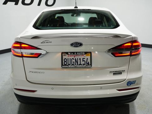 Used 2020 Ford Fusion Energi Titanium image 9