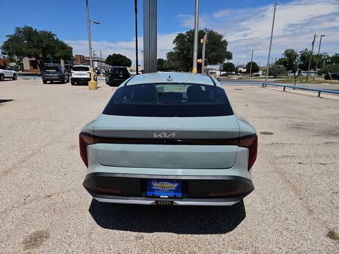 Used 2025 Kia K4 FWD image 7