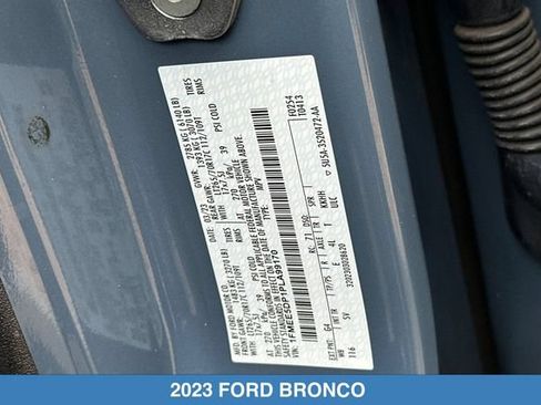 Used 2023 Ford Bronco 4-Door AWD/4WD image 32