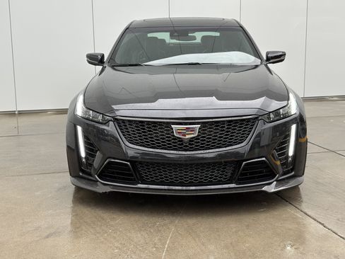 Used 2024 Cadillac CT5 V Blackwing w/ Carbon Fiber Package 2 RWD image 3