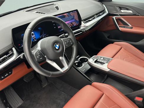 Used 2026 BMW X1 xDrive28i AWD/4WD image 12