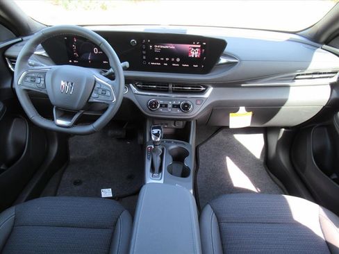 New 2026 Buick Envista Preferred w/ Convenience I Package FWD image 11