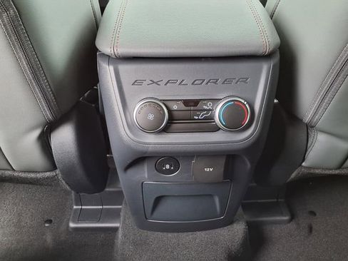 New 2026 Ford Explorer Active w/ Active Comfort Package RWD image 7