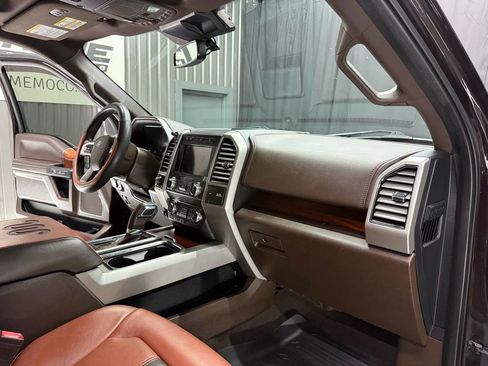 Used 2019 Ford F150 King Ranch w/ Equipment Group 601A Luxury AWD/4WD image 29