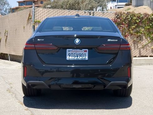Used 2026 BMW 550e xDrive w/ Premium Package AWD/4WD image 27