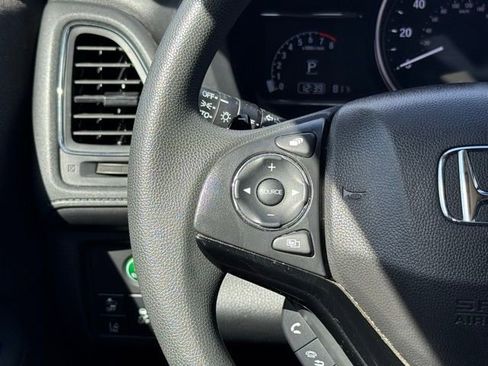 Used 2021 Honda HR-V EX image 28