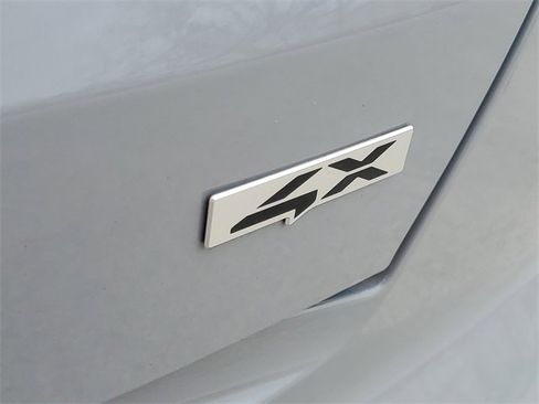 Certified 2023 Kia Sorento SX image 7