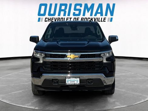 Used 2022 Chevrolet Silverado 1500 LT AWD/4WD image 8