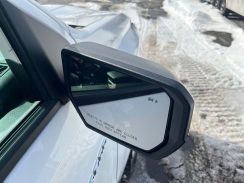 New 2025 Chevrolet Colorado W/T image 26