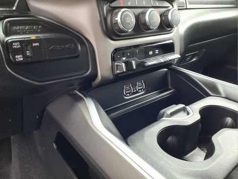Used 2019 RAM 3500 Big Horn AWD/4WD image 20