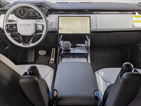 New 2026 Land Rover Range Rover Sport Dynamic SE image 16