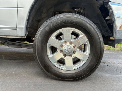 Used 2017 RAM 3500 Tradesman w/ Chrome Appearance Group AWD/4WD image 26