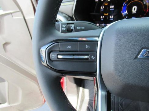 New 2025 Chevrolet Colorado ZR2 w/ ZR2 Bison Edition image 21