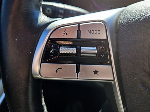 Used 2023 Kia Telluride EX w/ EX Captain's Chair Package image 23