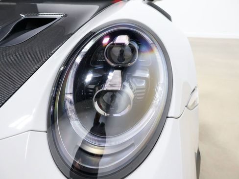 Used 2018 Porsche 911 GT2 RS w/ Weissach Package image 84