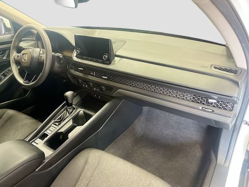 Used 2024 Honda Accord EX image 28