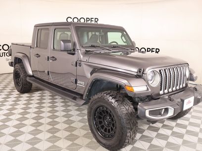 Used 2022 Jeep Gladiator Overland w/ Popular Equipment Package