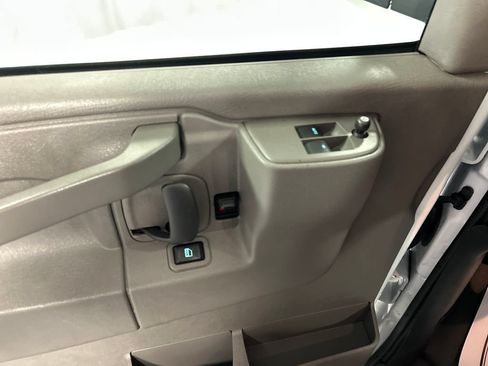 Used 2025 GMC Savana 2500 w/ Driver Convenience Package RWD image 13