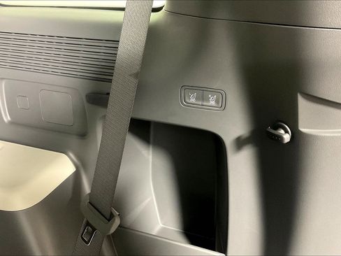 Certified 2026 Hyundai Santa Fe SE AWD/4WD image 40