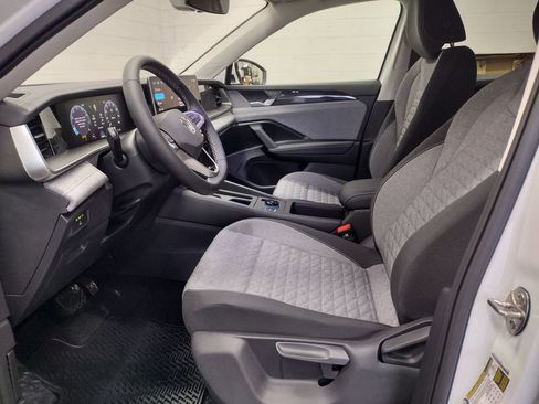 New 2026 Volkswagen Tiguan S AWD/4WD image 19
