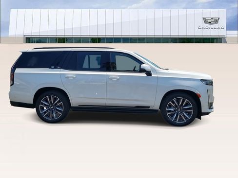 Certified 2024 Cadillac Escalade Sport Platinum w/ LPO, ONYX Package AWD/4WD image 9