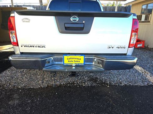 Used 2019 Nissan Frontier SV image 31