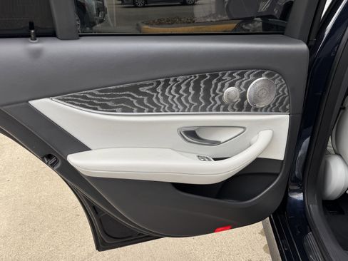 Used 2022 Mercedes-Benz E 350 Sedan w/ Driver Assistance Package image 14