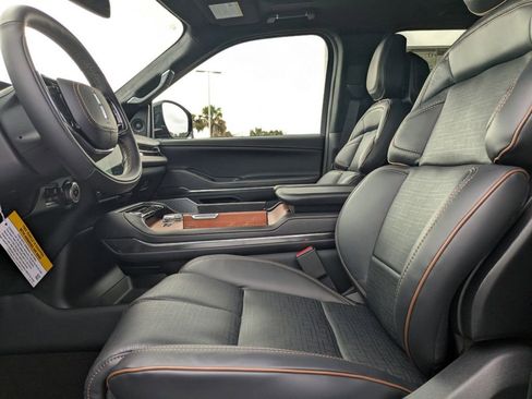 New 2025 Lincoln Navigator L Black Label image 22