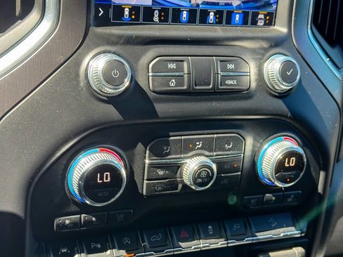 Used 2020 GMC Sierra 1500 AT4 w/ AT4 Premium Package AWD/4WD image 41